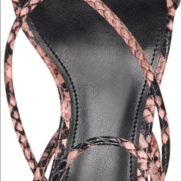 NWT ❤️ Jared Ankle Strap Sandal
MARC FISHER LTD - Picture 6 of 7